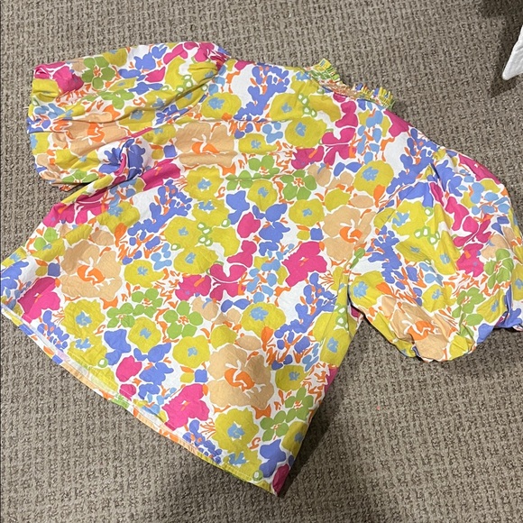 THML Vibrant Floral Blouse with Puff Sleeves - Picture 4 of 4